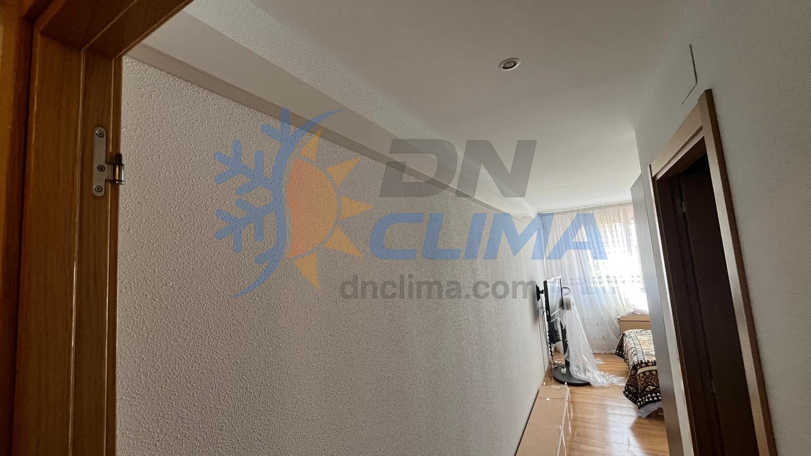 Instalación equipo multisplit 3x1 + canalización, conexión frigorífica/eléctrica, vacío y puesta en marcha.