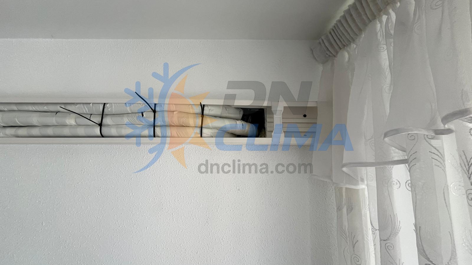 Instalación equipo multisplit 3x1 + canalización, conexión frigorífica/eléctrica, vacío y puesta en marcha.